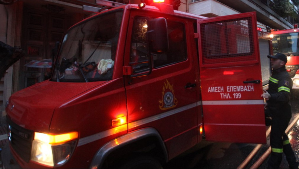 Φωτιά σε διατηρητέο γνωστής επιχειρηματικής οικογένειας στην Κυψέλη