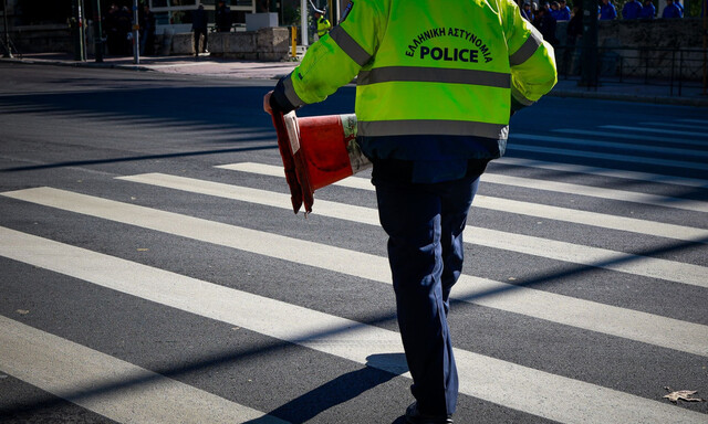 Φωτιά στον Χάρακα Λαυρεωτικής: Εκτροπές κυκλοφορίας στη λεωφόρο Αθηνών – Σουνίου