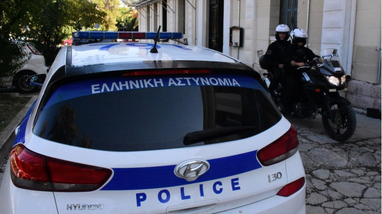 Ασπρόπυργος: 65χρονος προσπάθησε να βιάσει 18χρονη - Αντιστάθηκε και τη χτύπησε στο κεφάλι