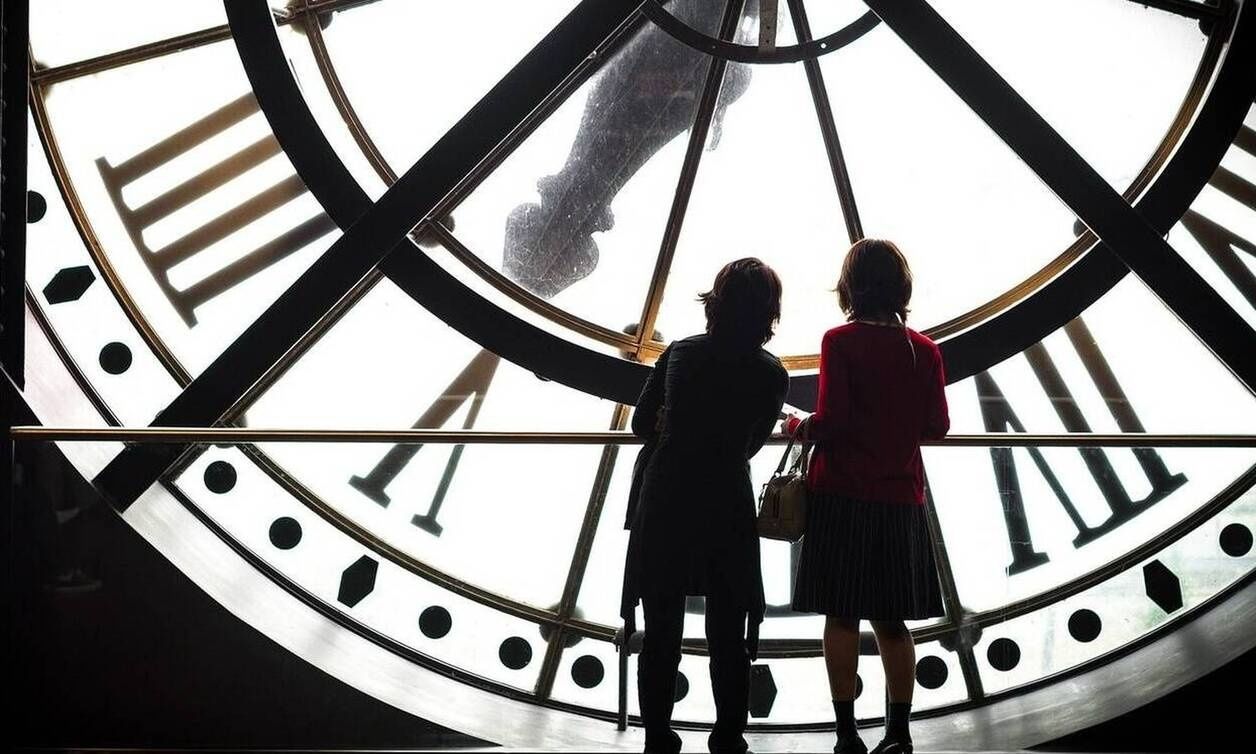 Αλλαγή ώρας 2024 - Μην ξεχαστείτε! Πότε θα πάμε τα ρολόγια μια ώρα πίσω - Η ανακοίνωση του υπουργείου Υποδομών και Μεταφορών