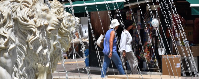 Εκρηκτικό το σκηνικό του καιρού με ισχυρά μελτέμια και υψηλές θερμοκρασίες - Συναγερμός για πυρκαγιές