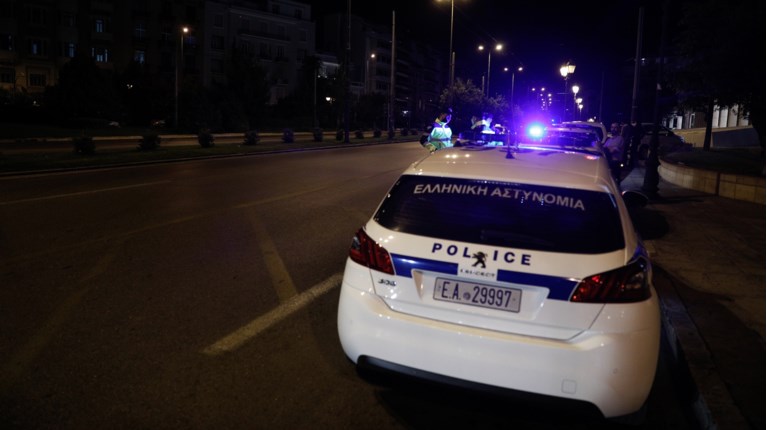 Πυροβολισμοί στο Ίλιον: Εντοπίστηκαν δύο κάλυκες στο σημείο - Τι εξετάζουν οι Αρχές