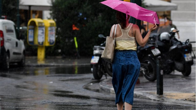 Καιρός: Υψηλές θερμοκρασίες σήμερα αλλά και βροχές - Πού θα σημειωθούν καταιγίδες