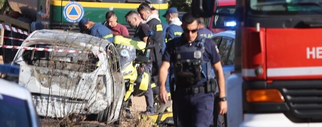 Ανατροπή στα Σπάτα με την απανθρακωμένη σορό: Αυτοχειρία βλέπουν οι Αρχές - Το ΙΧ το "σημείο μηδέν" της φωτιάς