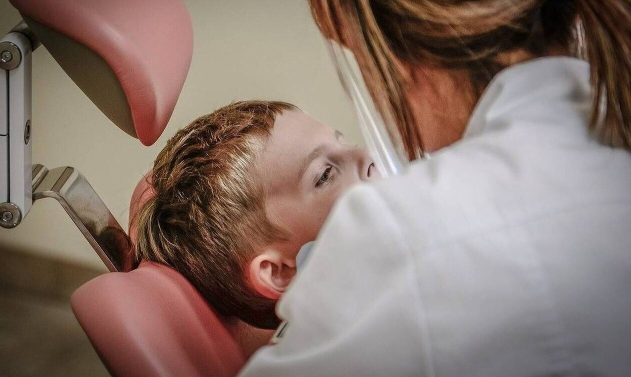 Dentist Pass: Τι καλύπτει το πρόγραμμα – Ποιοι είναι οι νέοι δικαιούχοι
