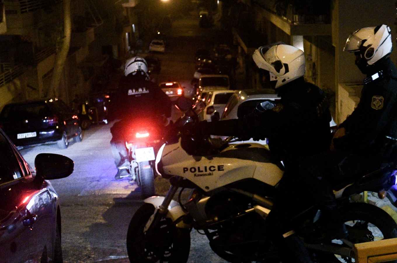 Αχαρνές: Απείλησαν με μαχαίρι 17χρονο για να του πάρουν το κινητό – Πώς εντοπίστηκαν οι δράστες