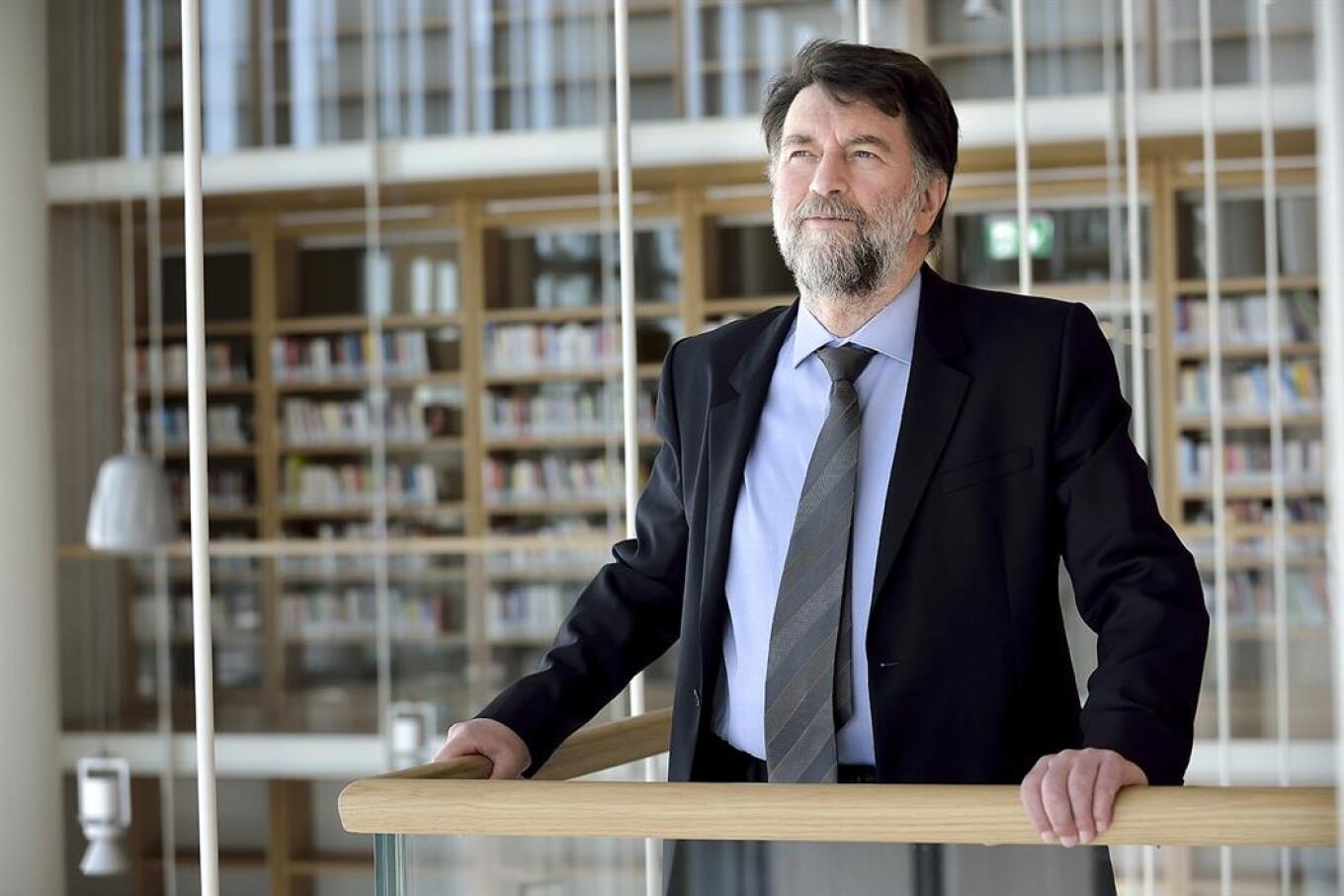 Πέθανε ο γενικός διευθυντής της Εθνικής Βιβλιοθήκης Φίλιππος Τσιμπόγλου