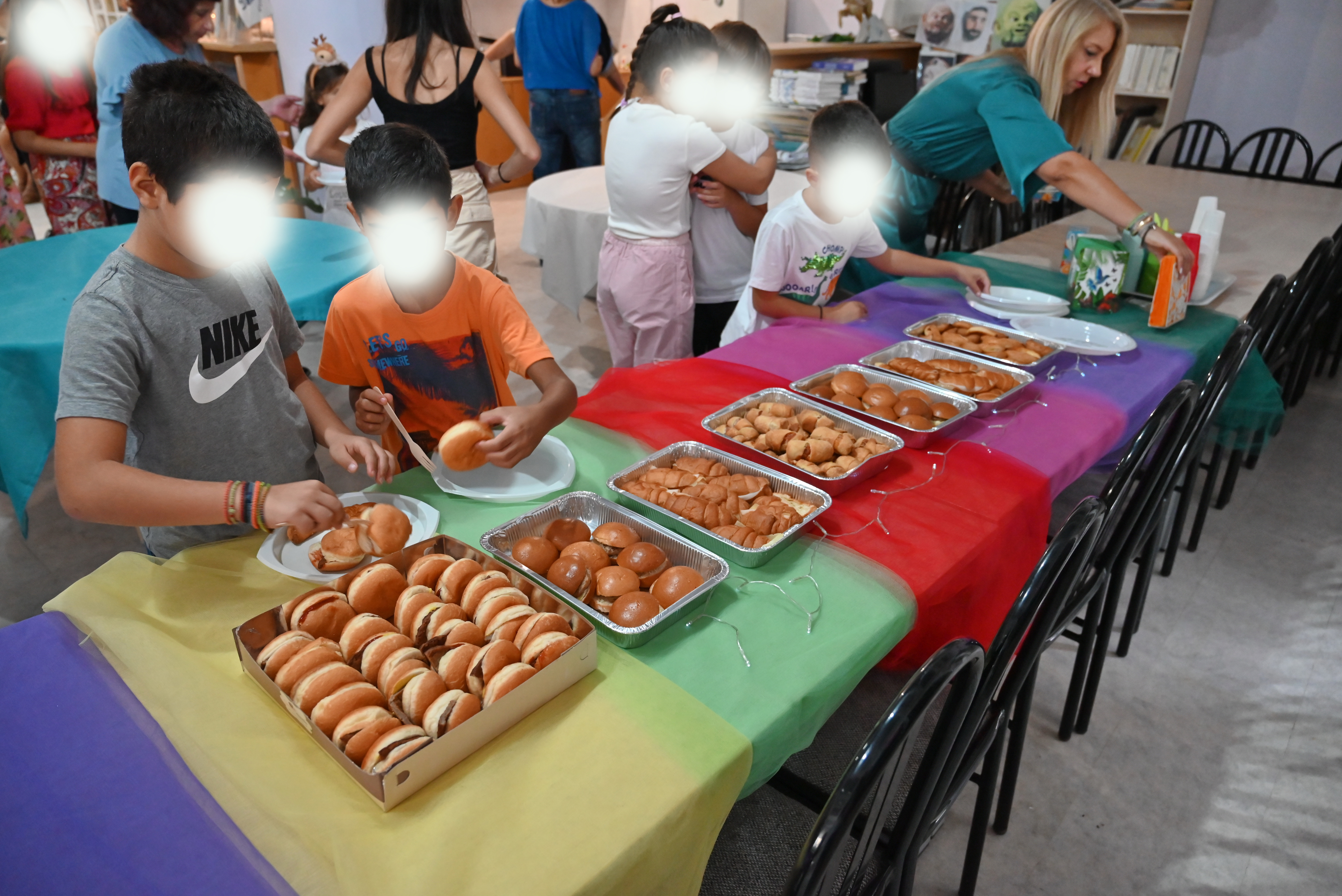 dimotiki_vivliothiki_arhaiologikoy_tmimatos_1_fac7a.jpg