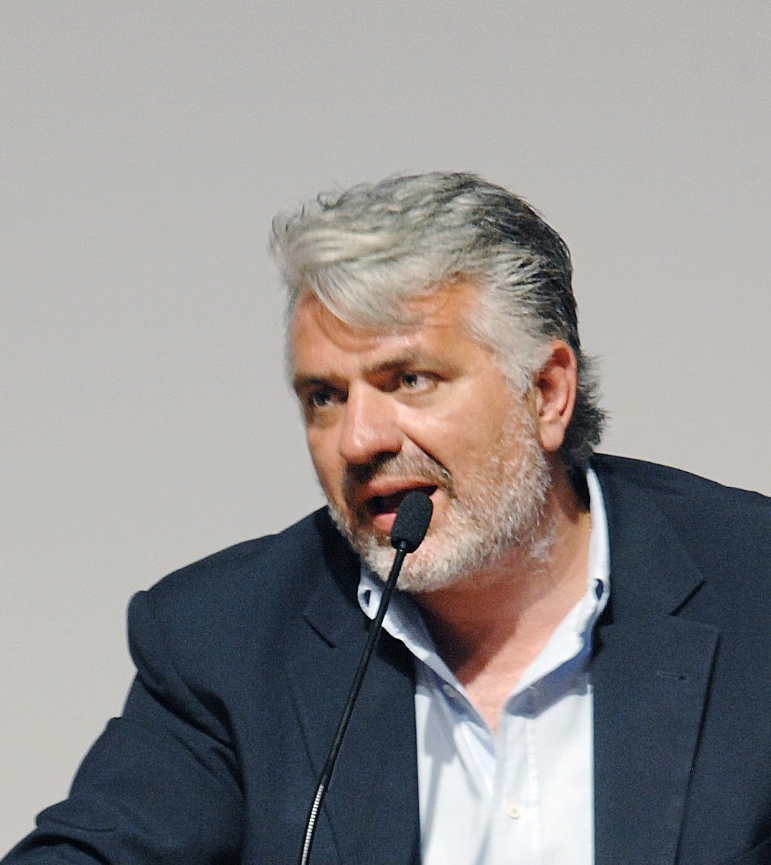 Για ακόμα μία φορά,ο κύριος Λίτσας σκορπά το γέλιο!