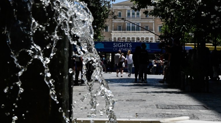 Καιρός: Μικρή ανάσα σήμερα, έρχεται νέος ισχυρότερος καύσωνας από την Κυριακή