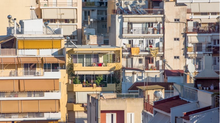 "Εξοικονομώ 2023": Ανοίγει σήμερα η πλατφόρμα για τις αιτήσεις - Ποιες είναι οι παρεμβάσεις