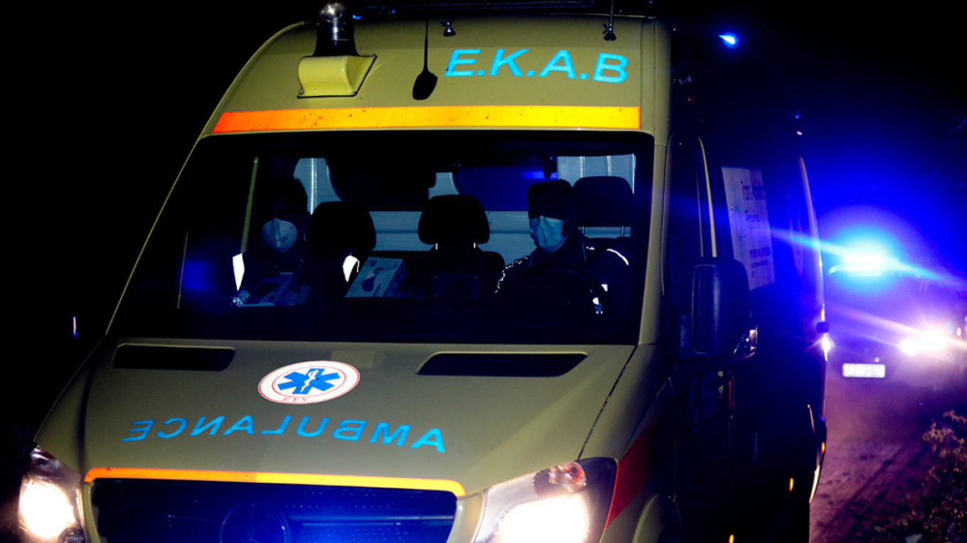 83χρονος παρασύρθηκε από μηχανή στην Νίκαια - Τον εγκατέλειψε ο μοτοσικλετιστής