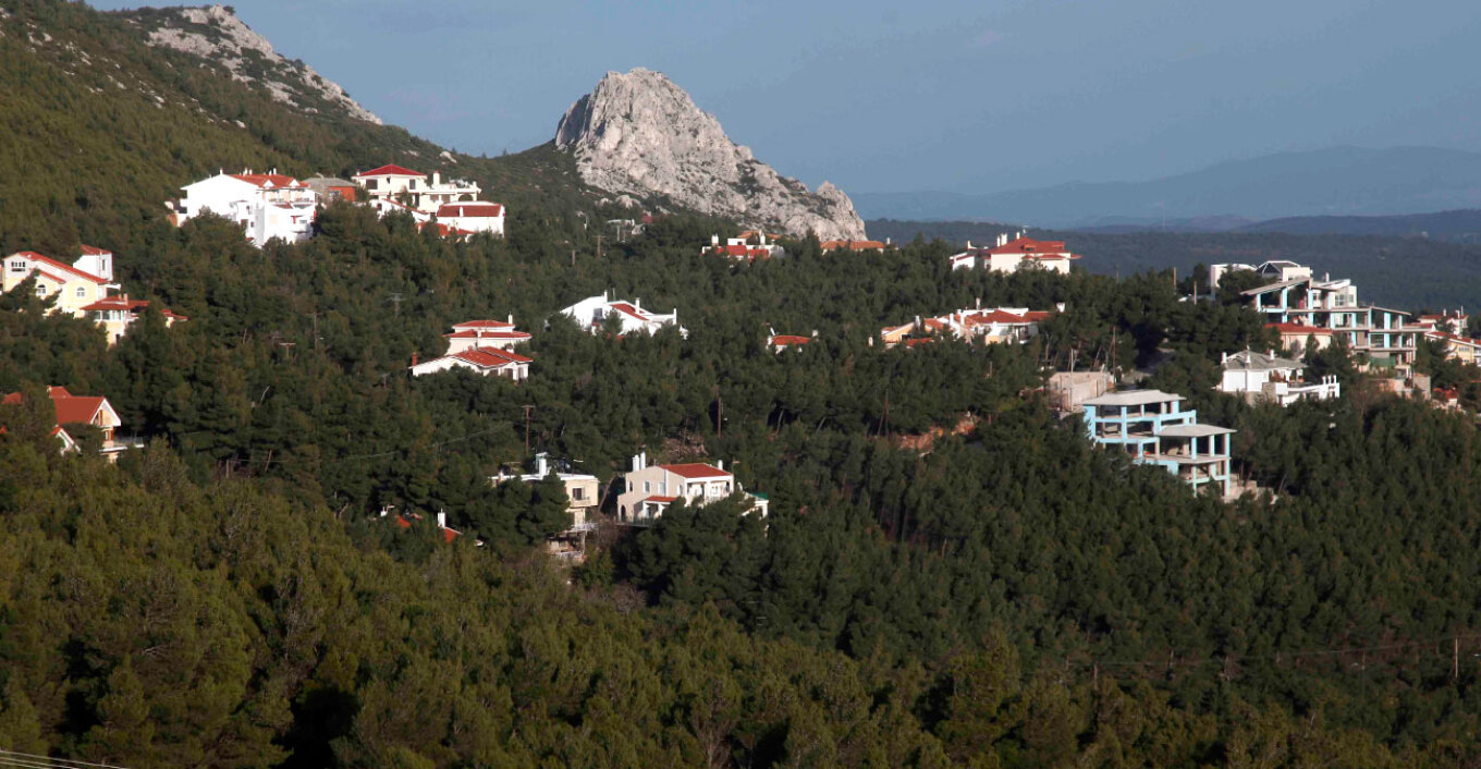 Έρχεται ρύθμιση με σοβαρές αλλαγές για την εκτός σχεδίου δόμηση -  Βγαίνει η δουλεία διόδου από το σχέδιο της κυβέρνησης