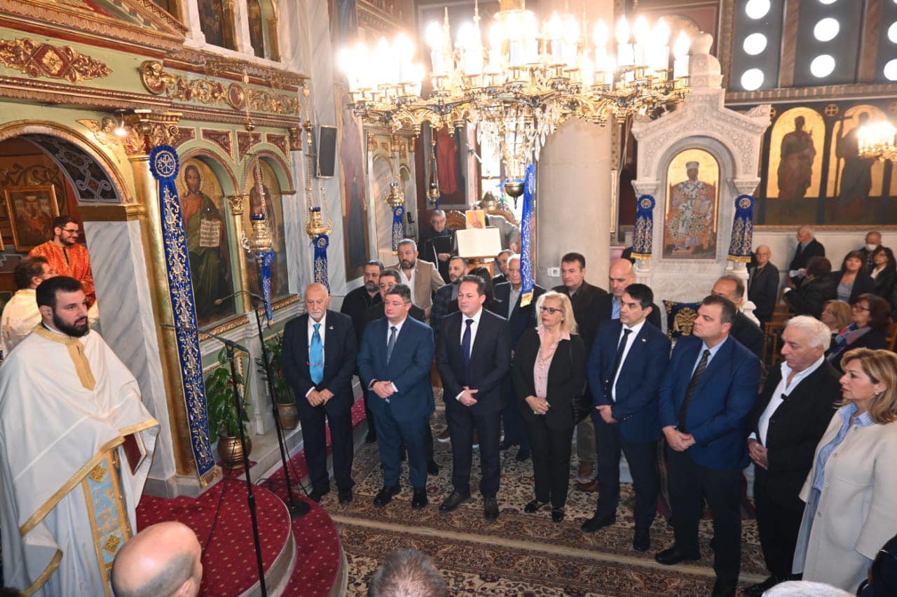 Τη διπλή εορτή Εορτή των Ενόπλων Δυνάμεων και των Εισοδίων της Θεοτόκου τίμησε ο Δήμος Αχαρνών