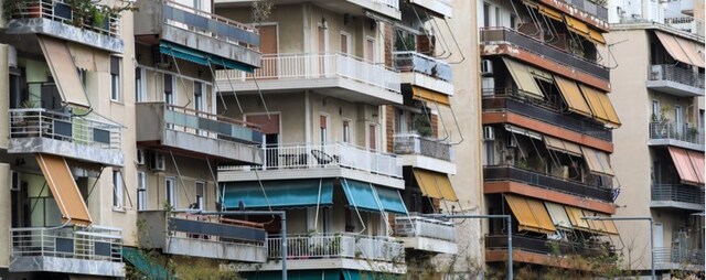 Κλείνουν με νόμο το θέμα των δανείων του νόμου Κατσέλη: Καθολική εφαρμογή και αναδρομική επιστροφή τόκων