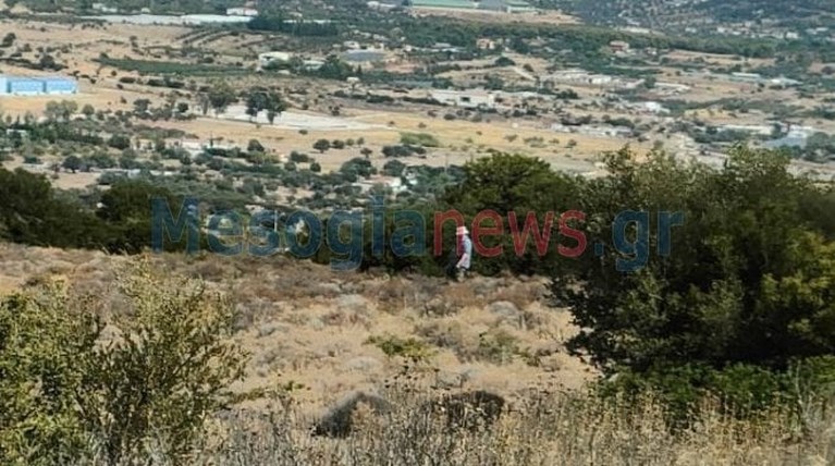 Κορωπί: Σορός σε πρόχειρο τάφο έξω από το στρατόπεδο της Πολεμικής Αεροπορίας
