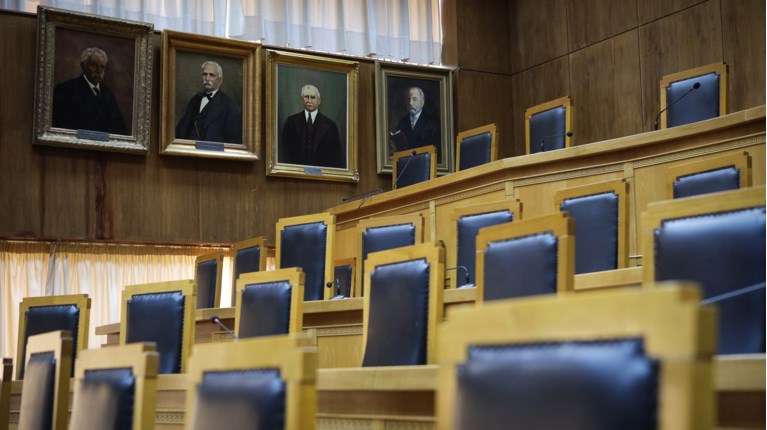 "Νεκρώνουν" τα δικαστήρια της Αθήνας την Πέμπτη - Καθολική αποχή των δικηγόρων