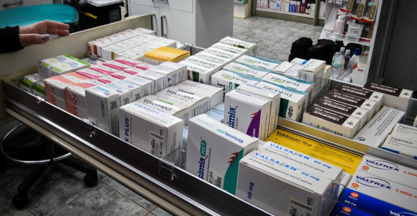 Φαρμακευτικός Σύλλογος Αττικής: Ασφαλισμένοι αντιδρούν στην αύξηση της συμμετοχής στα γενόσημα