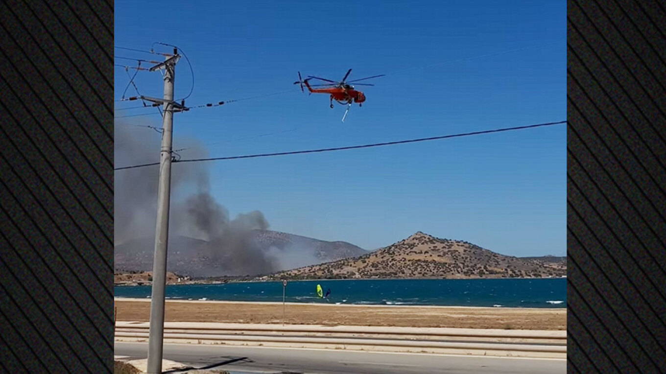 Φωτιά τώρα στο Λαύριο - 112 για ετοιμότητα, ενισχύθηκαν οι δυνάμεις της Πυροσβεστικής