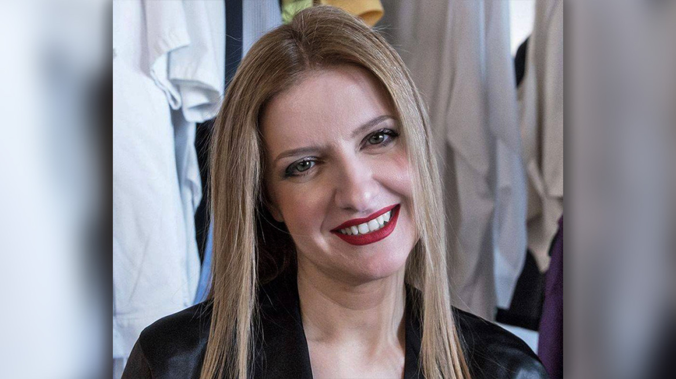 Από εγκεφαλική αιμορραγία πέθανε η δημοσιογράφος Ίσμα Τουλάτου, τρεις ημέρες πριν γεννήσει