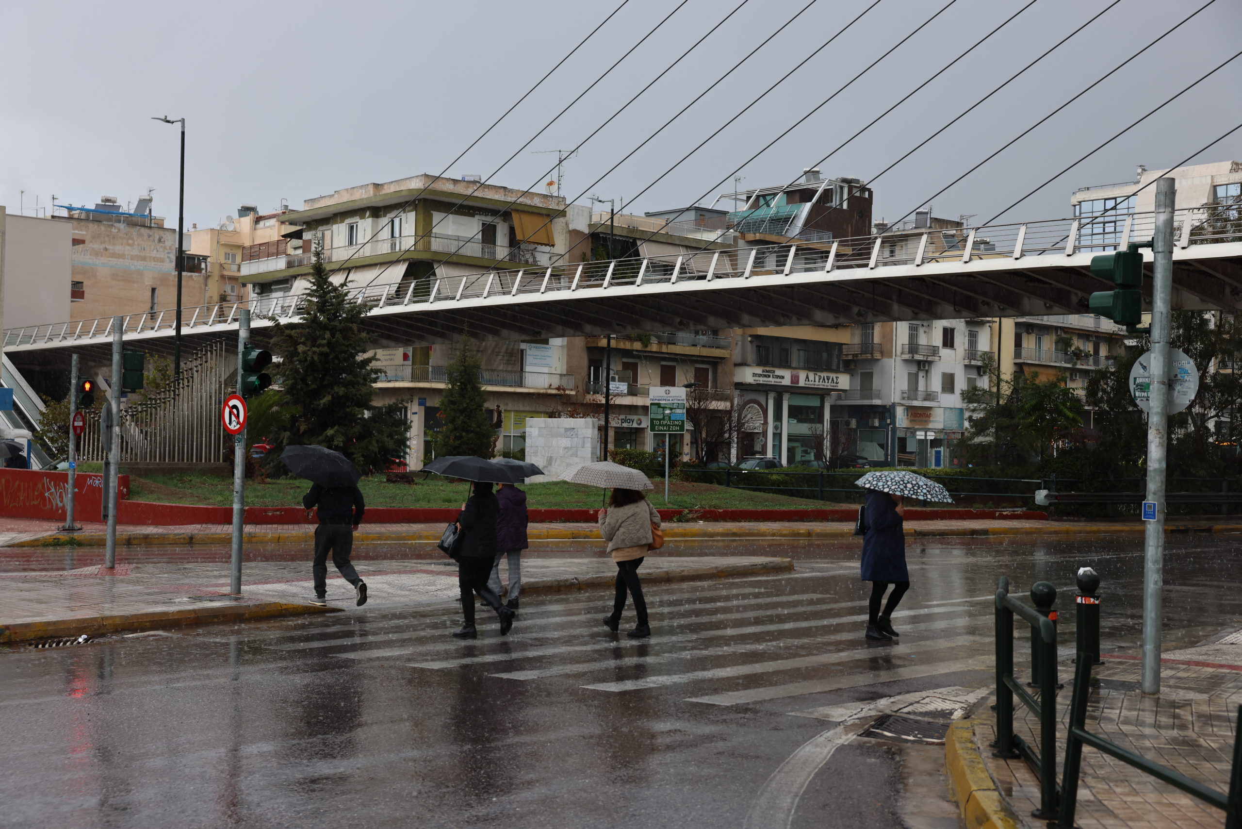 Καιρός: Άστατος σήμερα με ισχυρές βροχές και σποραδικές καταιγίδες – Η πρόγνωση ανά περιοχή