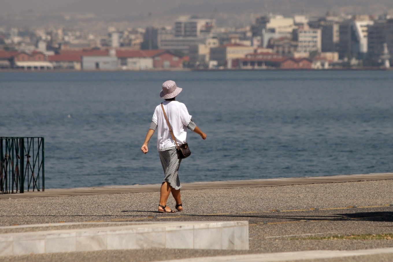 Με δύο πρόσωπα ο καιρός από την ερχόμενη εβδομάδα - Καταιγίδες ξανά στα βόρεια, 37άρια στην υπόλοιπη χώρα