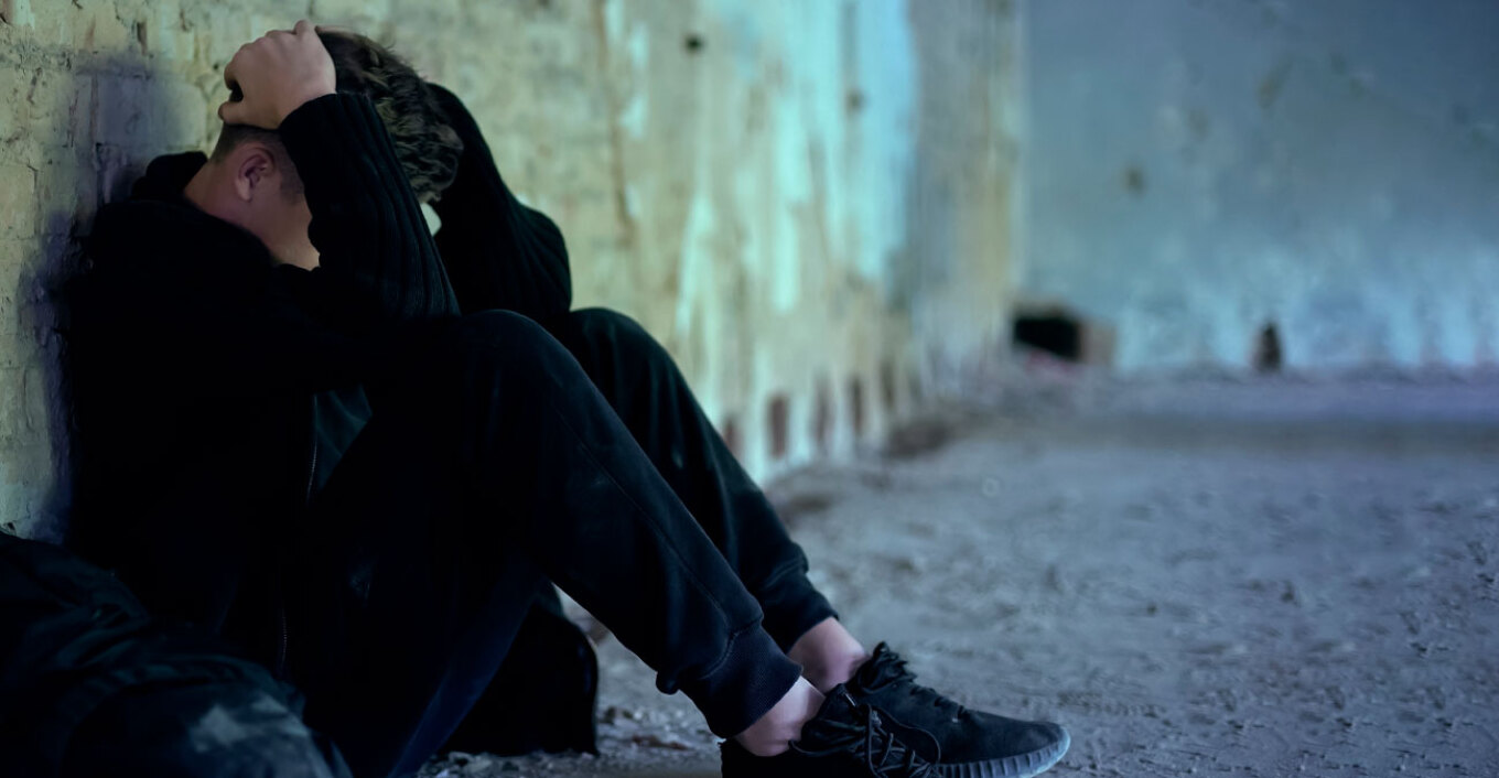 Με το ναρκωτικό μεφεδρόνη βίαζε τον 17χρονο ο 50χρονος από του Ψυρρή