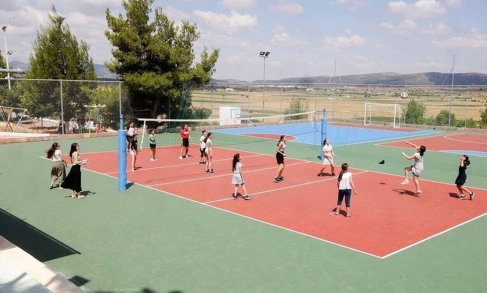 Κατασκηνώσεις e-ΕΦΚΑ: «Τρέχουν» οι αιτήσεις – Ποιοι είναι οι δικαιούχοι – Όλες οι πληροφορίες