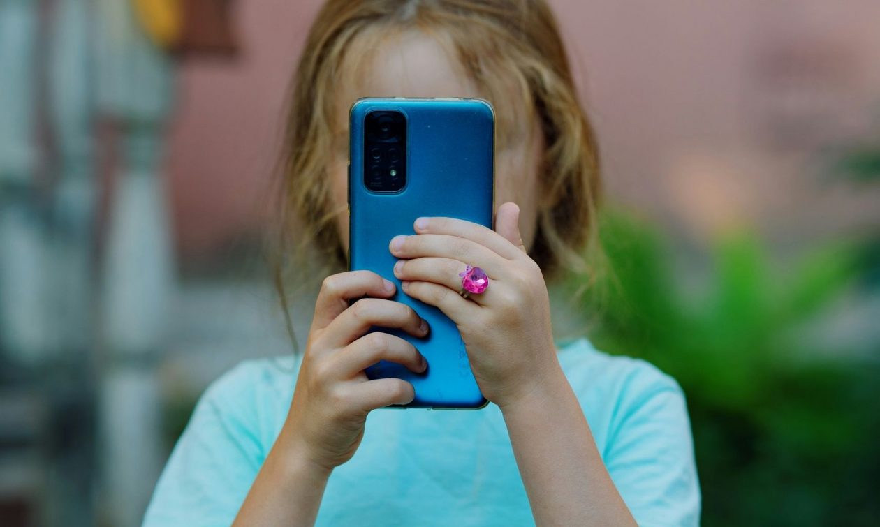 Kids Wallet: Πώς θα λειτουργεί το νέο ψηφιακό «πορτοφόλι» για τα παιδιά