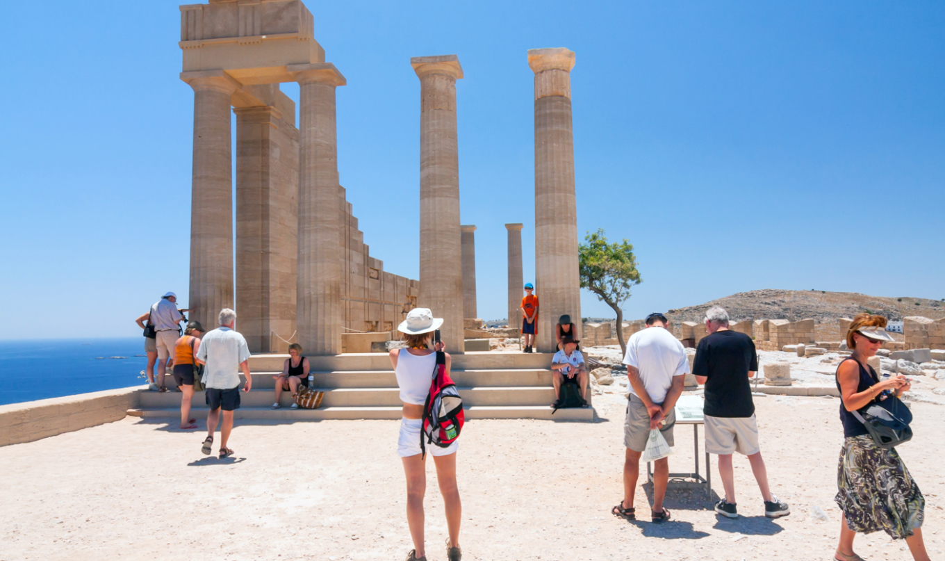 Κοινωνικός Τουρισμός 2025 - 2026 - Δωρεάν διακοπές: Ξεκινούν οι διαδικασίες για το πρόγραμμα