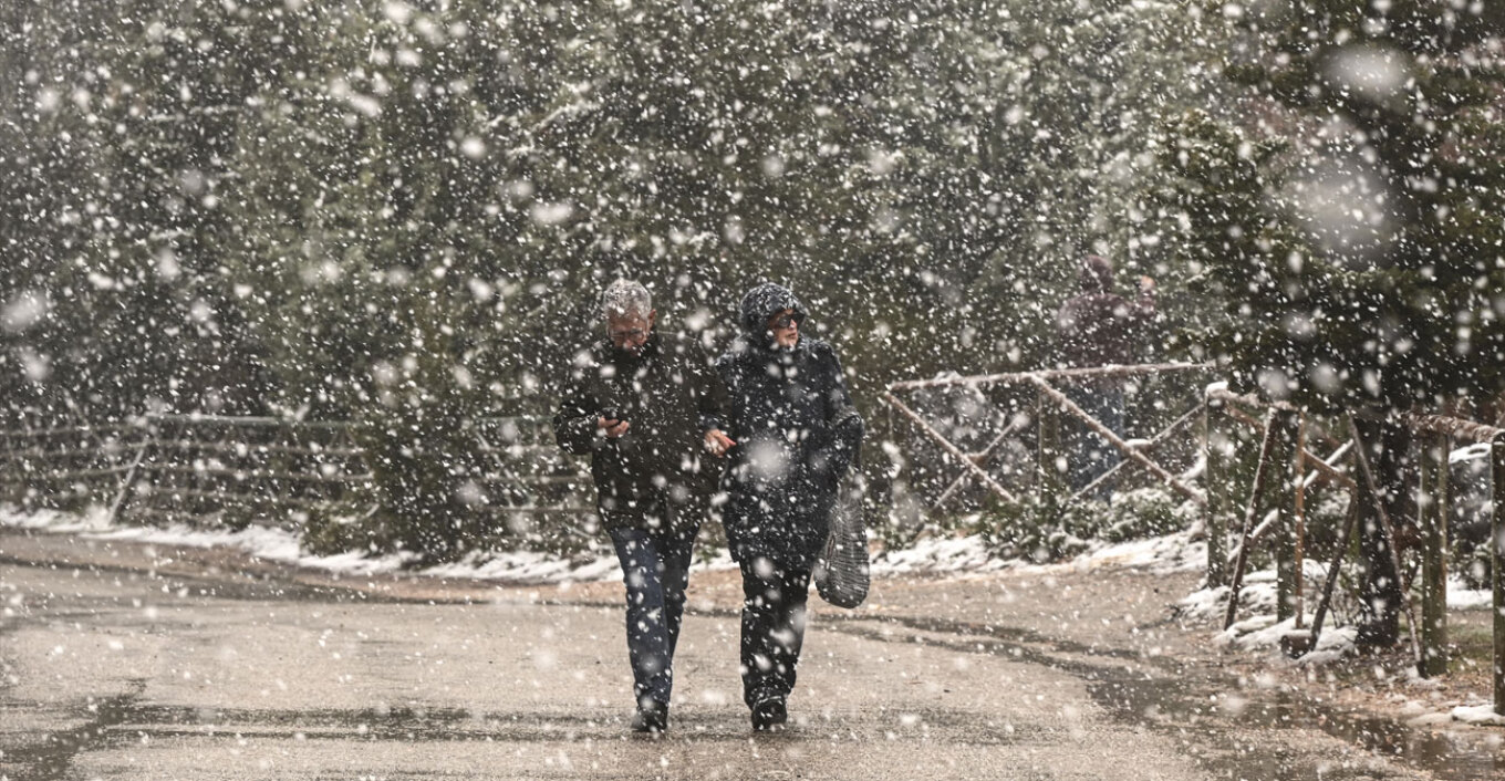 Καιρός: Τσουχτερό κρύο για τουλάχιστον μια εβδομάδα από σήμερα - Πού θα χιονίσει