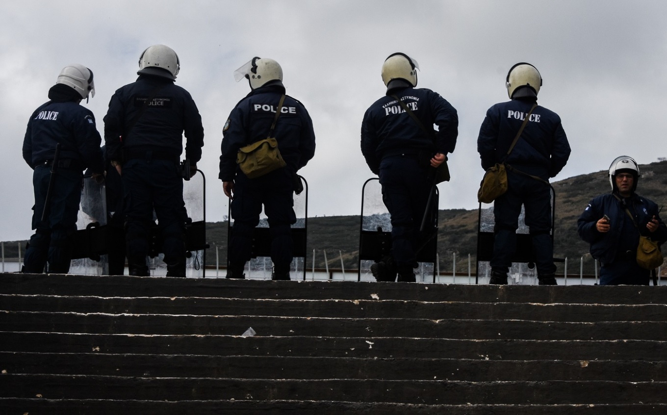 Επεισόδια με έναν τραυματία από μαχαίρι μετά τον αγώνα Κορωπί-Αχαρναϊκός για την Α΄ ΕΠΣΑΝΑ