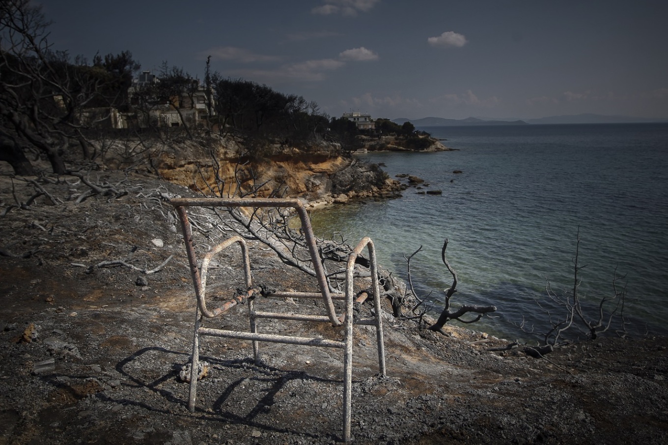 «Προφανώς το ημερολόγιο πτήσεων εκείνης της ημέρας νοθεύτηκε», κατέθεσε μάρτυρας στη δίκη για το Μάτι