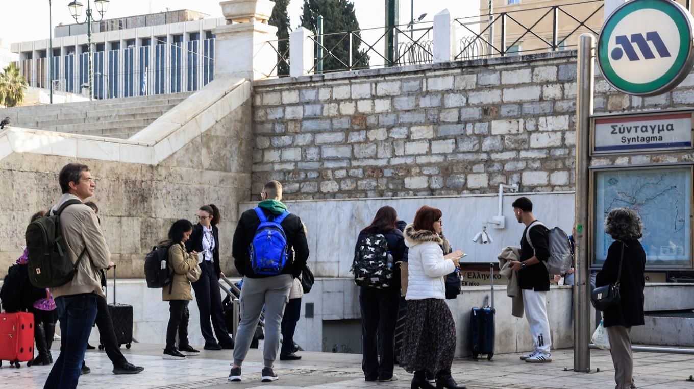 Κλείνει στις 6 το απόγευμα ο σταθμός του μετρό «Σύνταγμα» με εντολή της ΕΛΑΣ