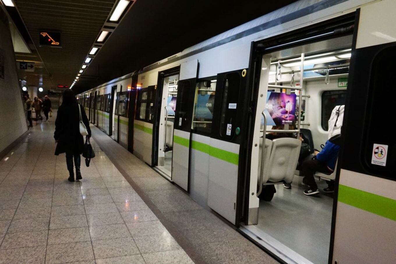 Επεκτείνεται το ωράριο του Μετρό για κάθε Παρασκευή και Σάββατο - Τι ώρα θα είναι τα τελευταία δρομολόγια