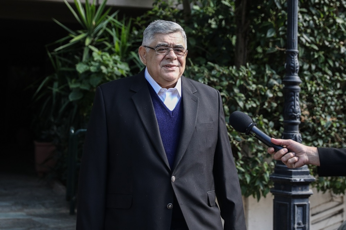Νίκος Μιχαλολιάκος: Συνελήφθη για να επιστρέψει ξανά στις φυλακές - Αναμένεται να οδηγηθεί στον εισαγγελέα Λαμίας