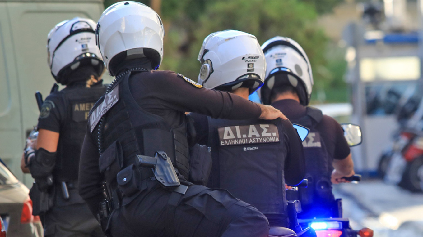 Αχαρνές: Συνελήφθησαν δύο άτομα για διακίνηση και κατοχή ναρκωτικών