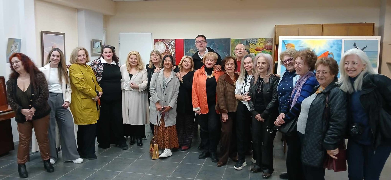 Με απόλυτη επιτυχία ολοκληρώθηκε η Ομαδική Έκθεση Ζωγραφικής & Ψηφιδωτού, στο Δήμο Διονύσου