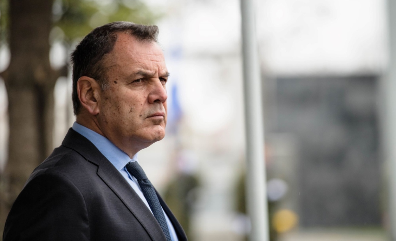 Πτώση F-4 στην Ανδραβίδα - Παναγιωτόπουλος: Τριήμερο στρατιωτικό πένθος με απόφαση του ΥΕΘΑ
