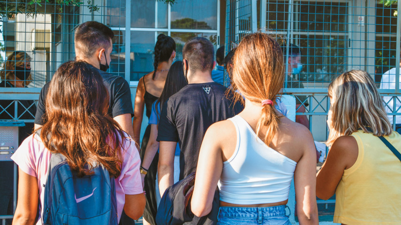 Πανελλαδικές 2025: Την Παρασκευή τα αποτελέσματα - Οι πρώτες εκτιμήσεις για τις Βάσεις Εισαγωγής