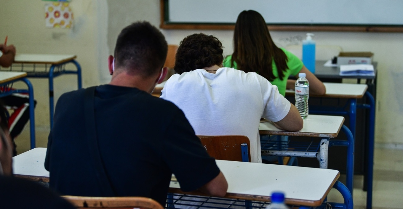 Πανελλαδικές 2024: Αναλυτικές εκτιμήσεις για τις βάσεις σε 44 δημοφιλή τμήματα του 2ου πεδίου