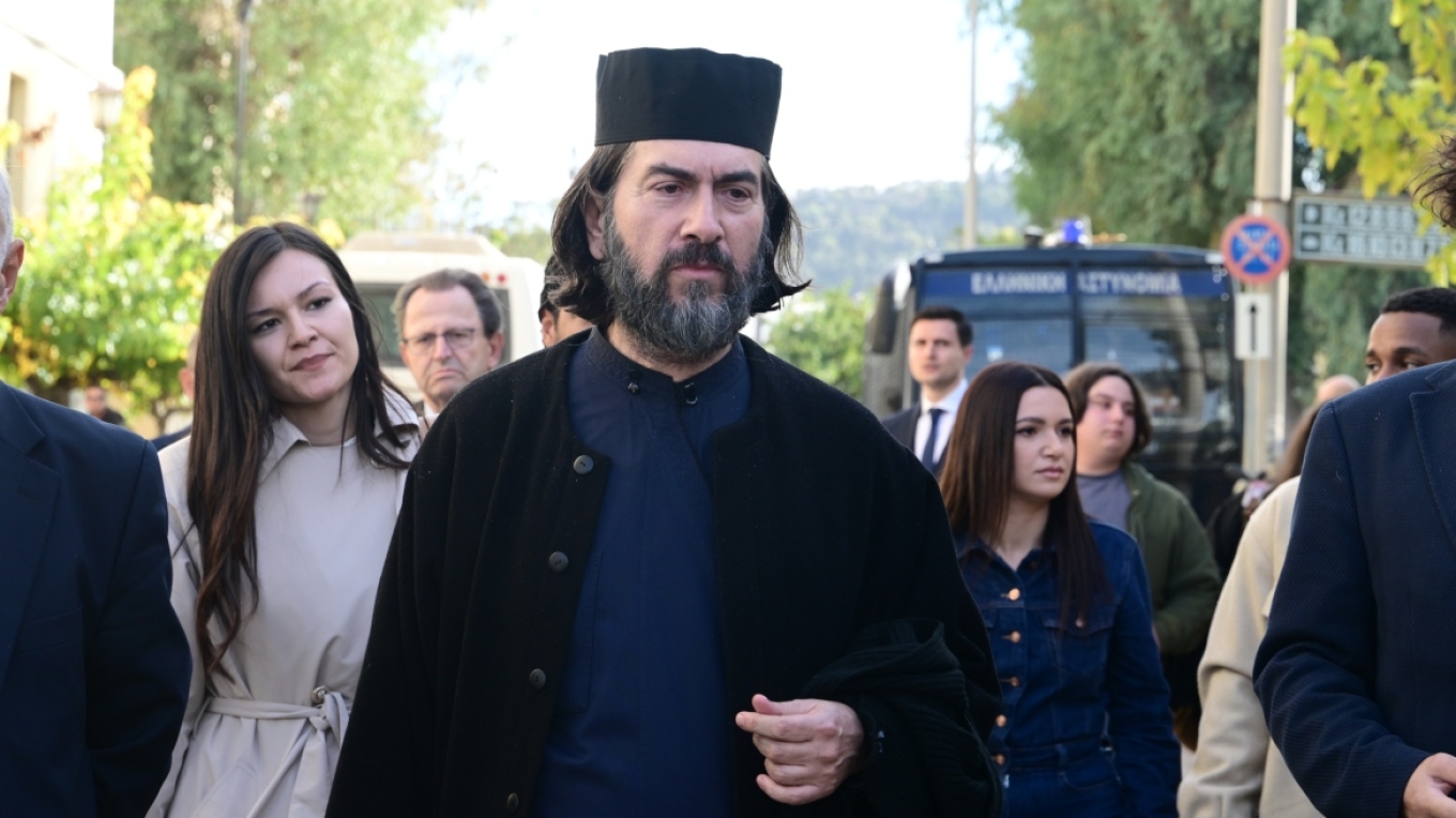 Αναβλήθηκε η δίκη του πατρός Αντωνίου για την υπόθεση της σεξουαλικής κακοποίησης δύο νεαρών ανδρών