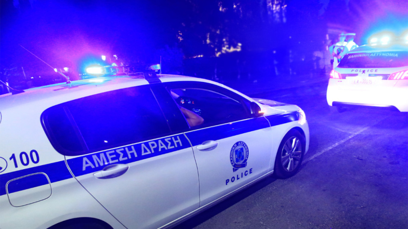Συνελήφθησαν τρεις ανήλικοι για ληστεία στην Παλλήνη