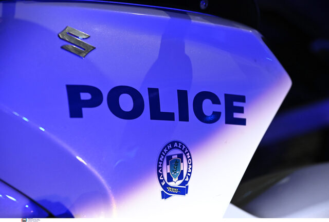 Μενίδι: 89χρονη εντοπίστηκε νεκρή στο σπίτι της – Προσήχθη ο 62χρονος γιος της, εξετάζεται το ενδεχόμενο θανάτου από ασφυξία