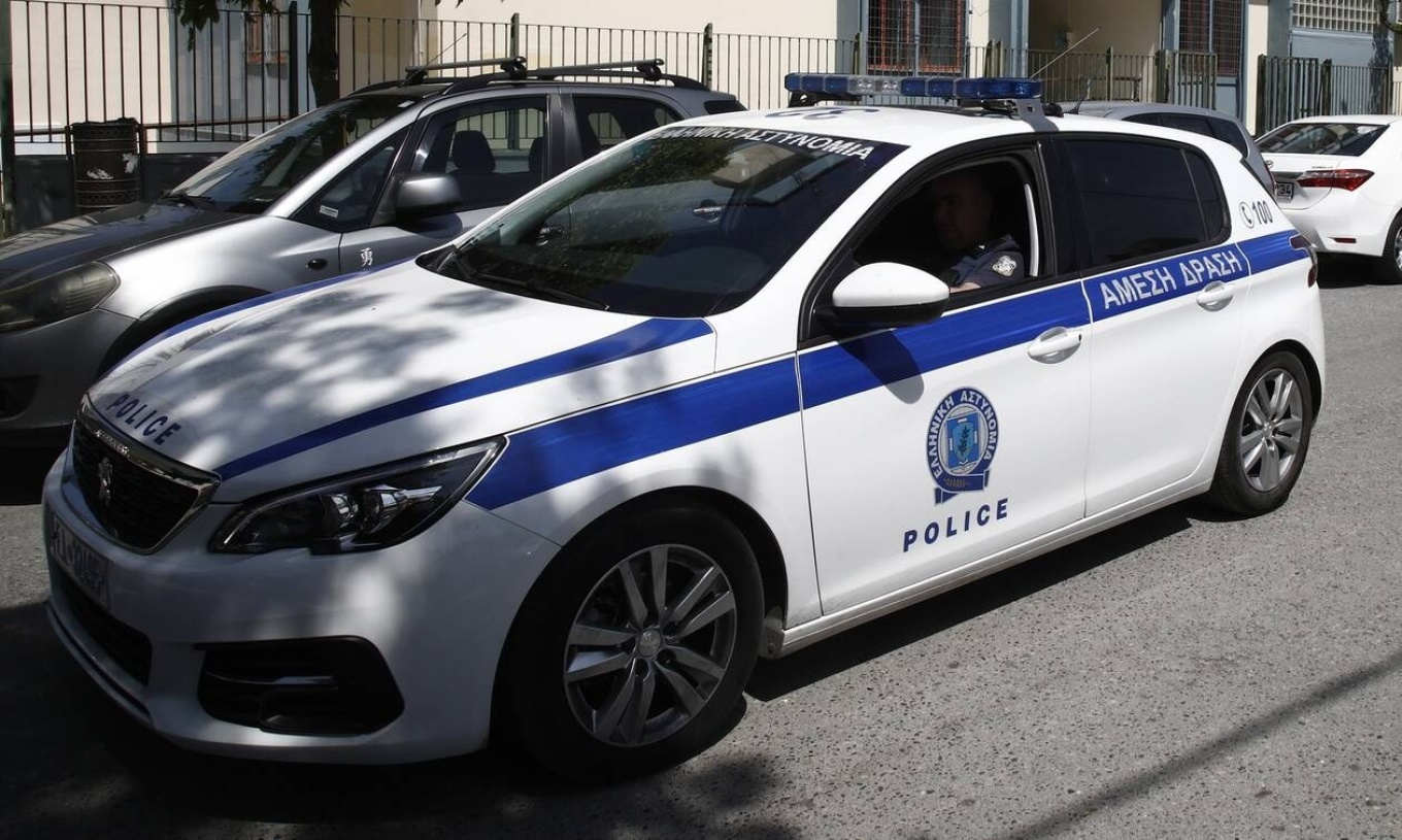 Ένοπλη ληστεία σε πρακτορείο ΟΠΑΠ στη Βάρη
