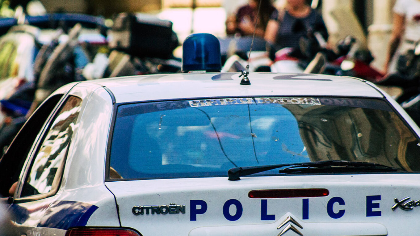 Ριφιφί σε κομμωτήριο στο Ίλιον - Με χρήματα και τάμπλετ έφυγαν οι δράστες