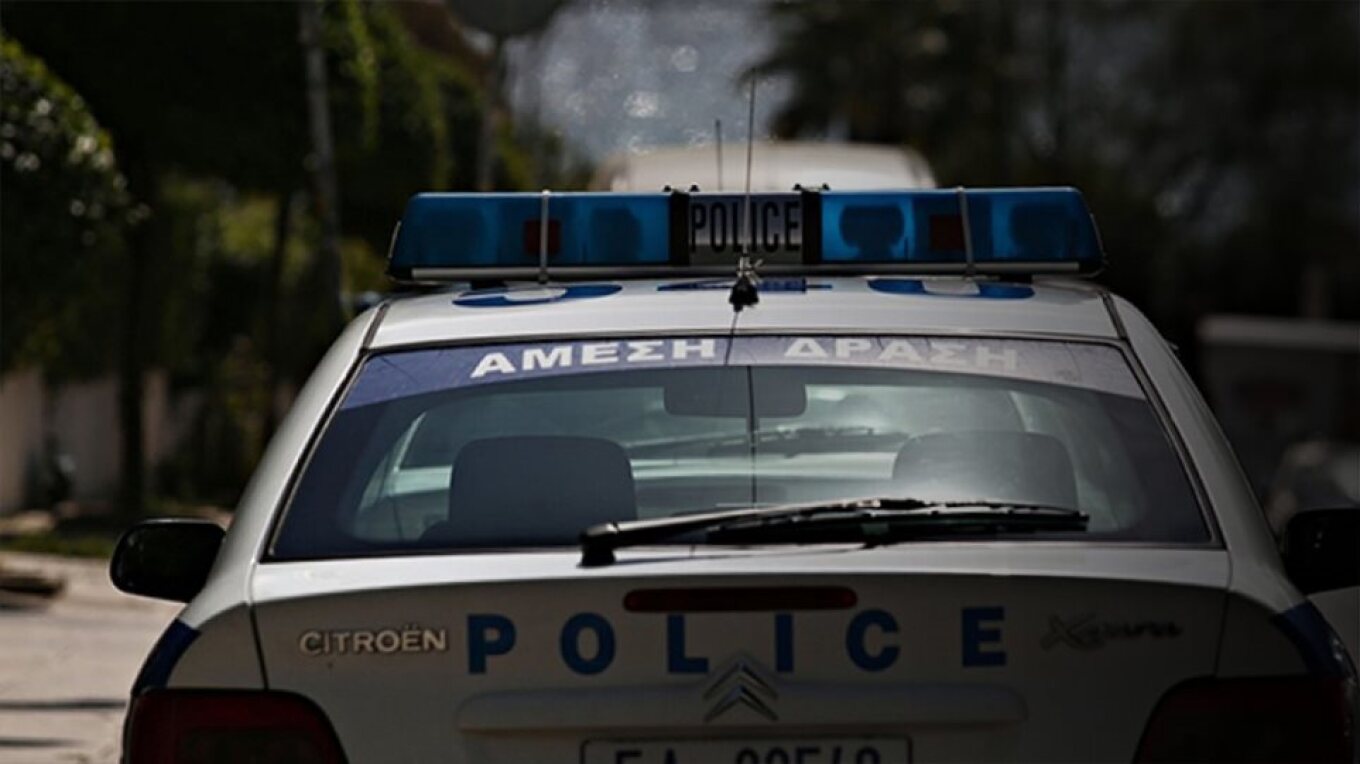 Σπείρα μπούκαρε σε μονοκατοικία στα Σπάτα - Πάνω από 40.000 ευρώ η λεία σε μετρητά και κοσμήματα