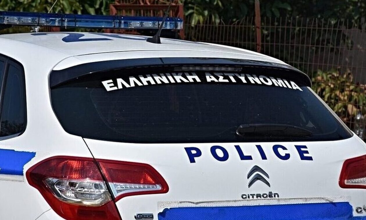 Διόνυσος: Λήστεψαν μεγαλοδικηγόρο – Άρπαξαν μεγάλο χρηματικό ποσό, κοσμήματα και έφυγαν με την Πόρσε