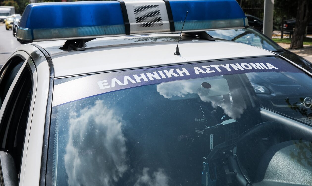 Μεταμόρφωση: Συνέλαβαν 58χρονο που φωτογράφιζε ανήλικες σε κολυμβητήριο