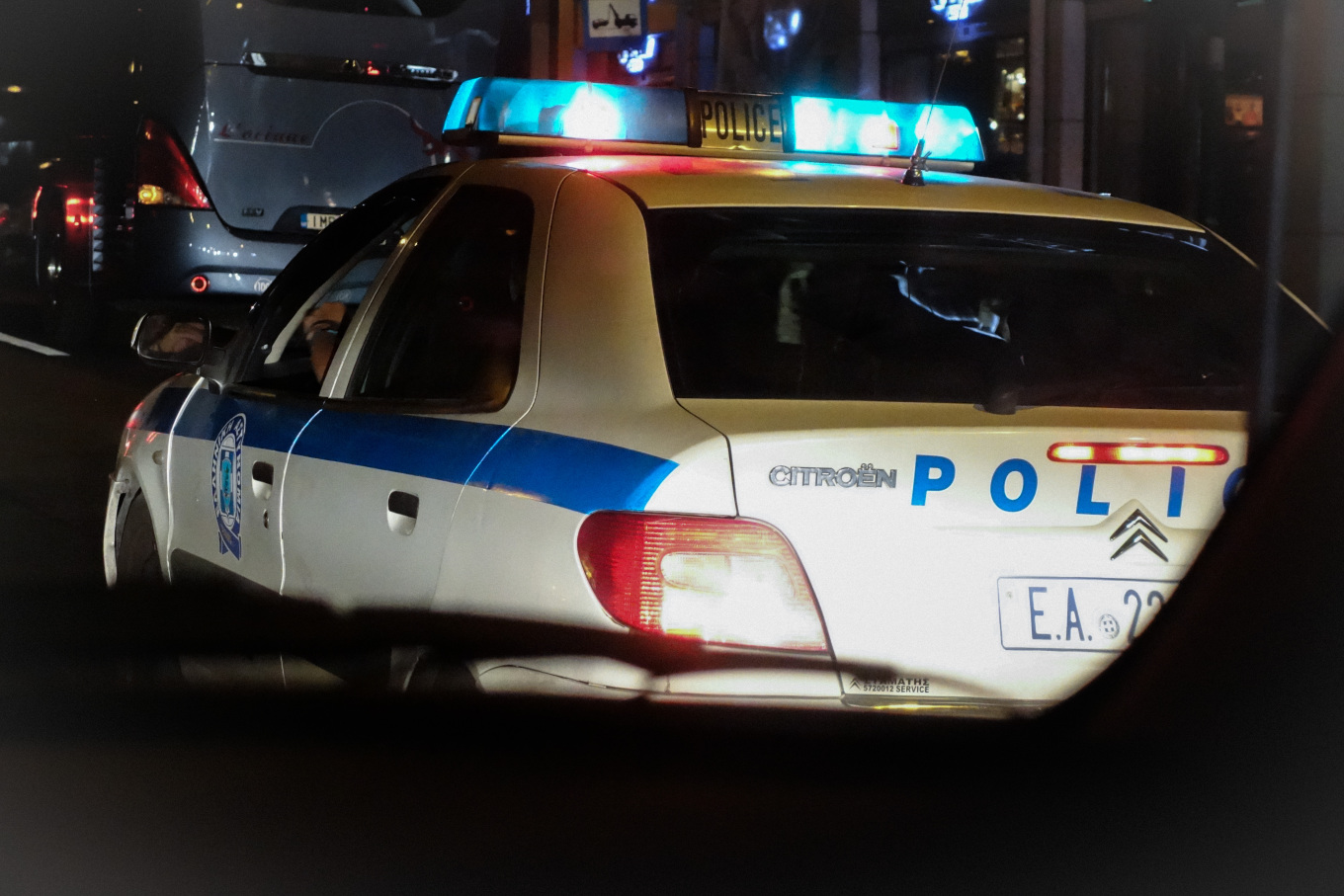 Συνελήφθη 31χρονος στη Βούλα για κατοχή και διακίνηση ναρκωτικών